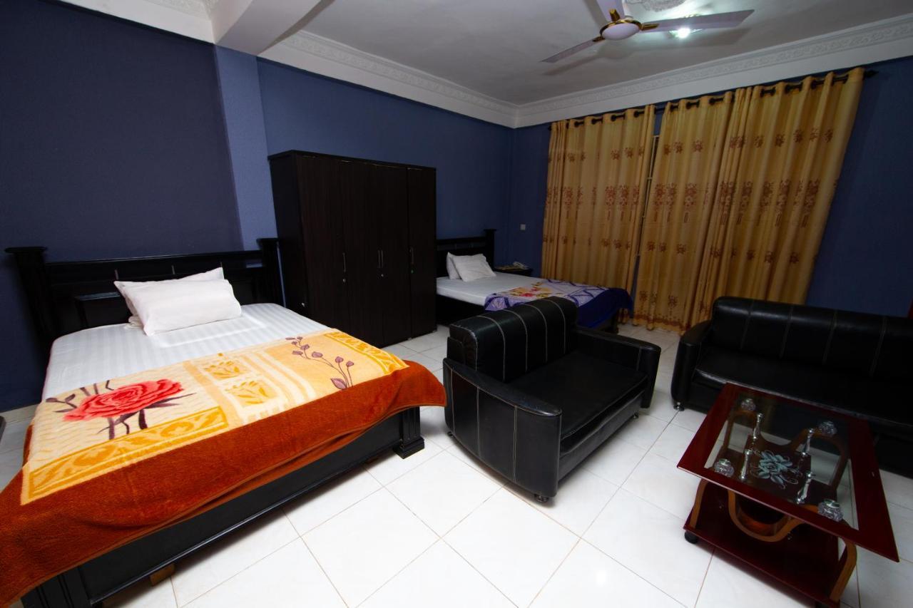 Pemicsa Hotel Accra Spintex Exteriör bild