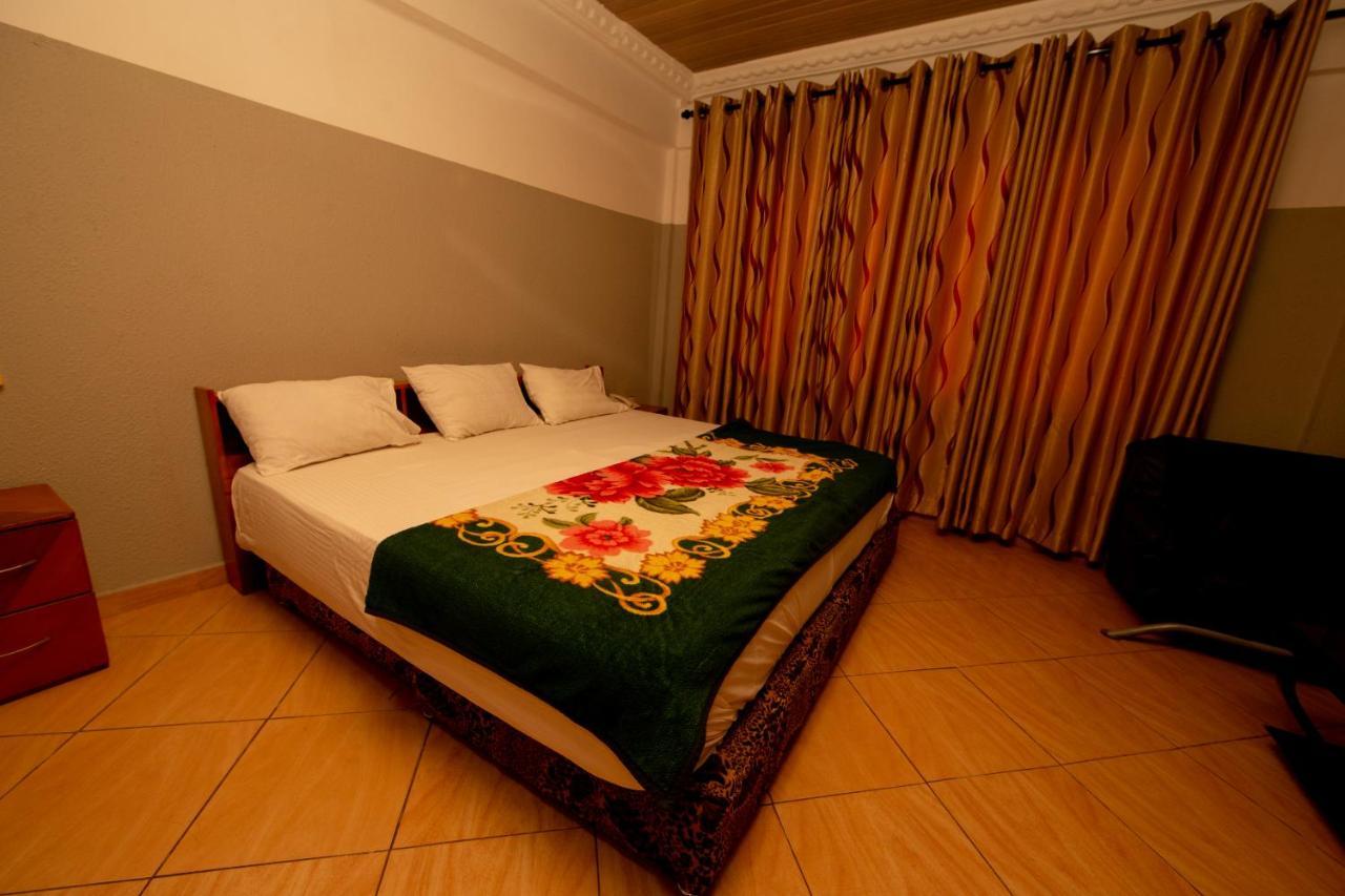 Pemicsa Hotel Accra Spintex Exteriör bild