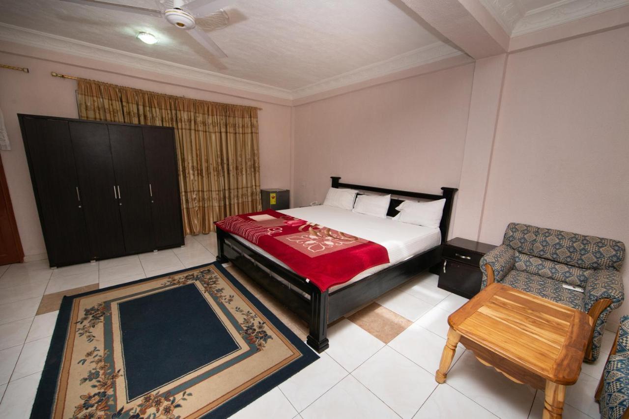 Pemicsa Hotel Accra Spintex Exteriör bild