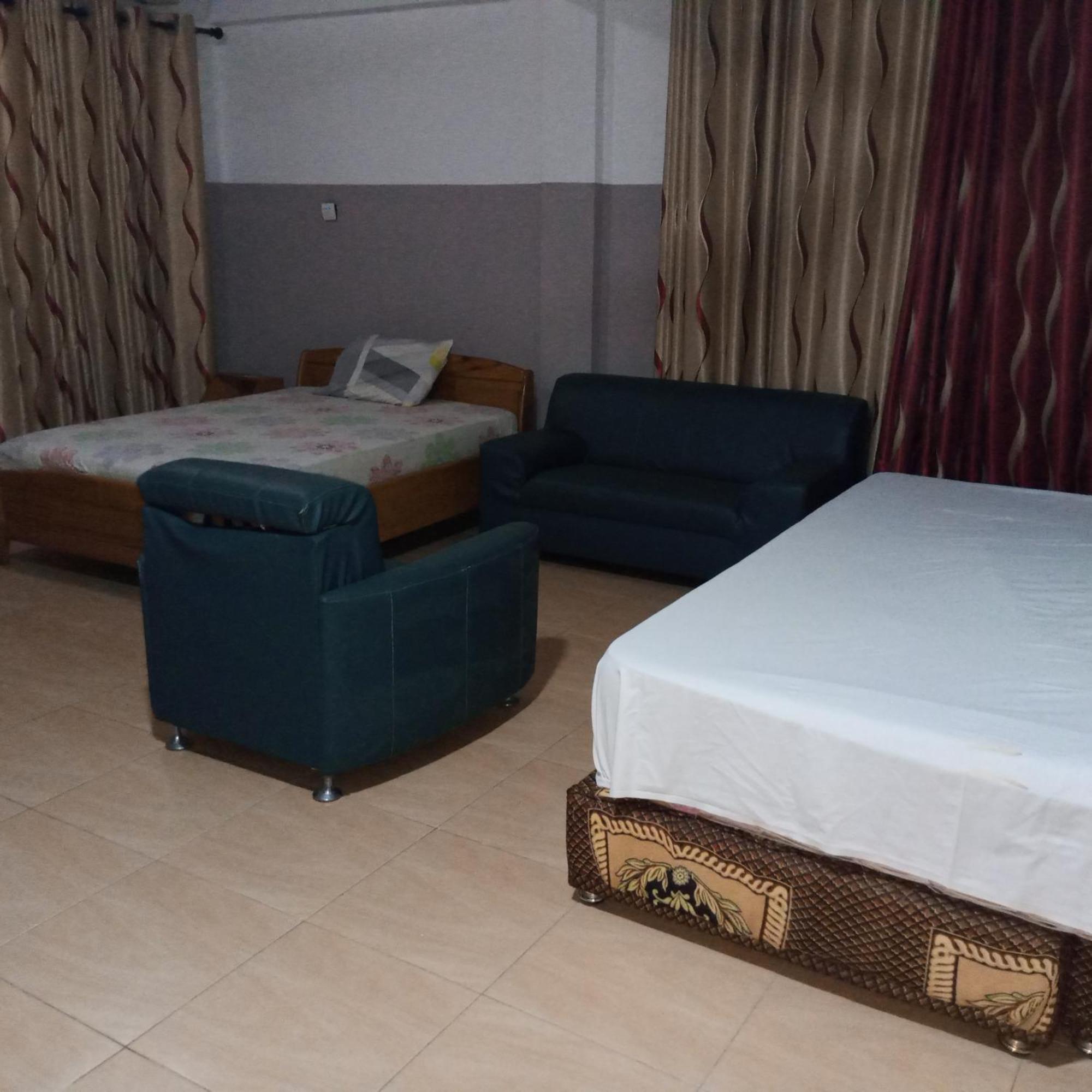 Pemicsa Hotel Accra Spintex Exteriör bild