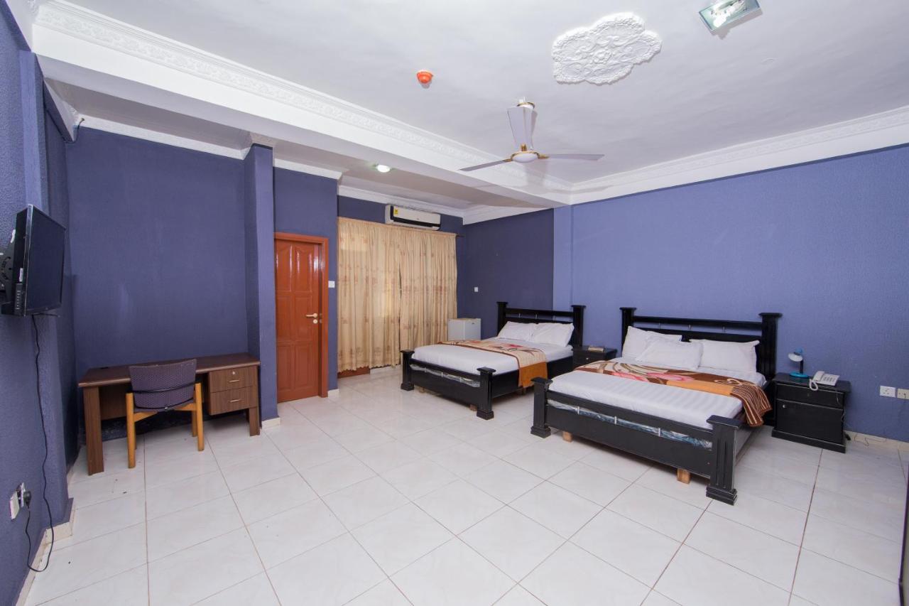 Pemicsa Hotel Accra Spintex Exteriör bild