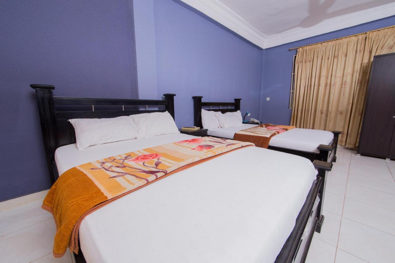 Pemicsa Hotel Accra Spintex Exteriör bild